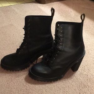 Dr Martens: Kendra